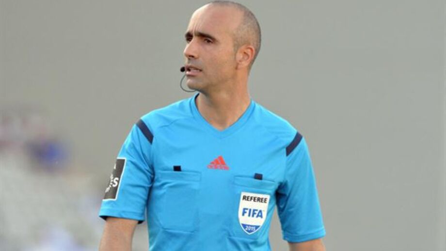 Dragões multados por ironizar sobre João Capela