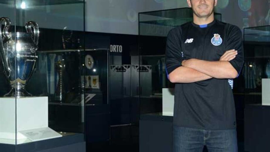 Casillas visita museu com Pinto da Costa