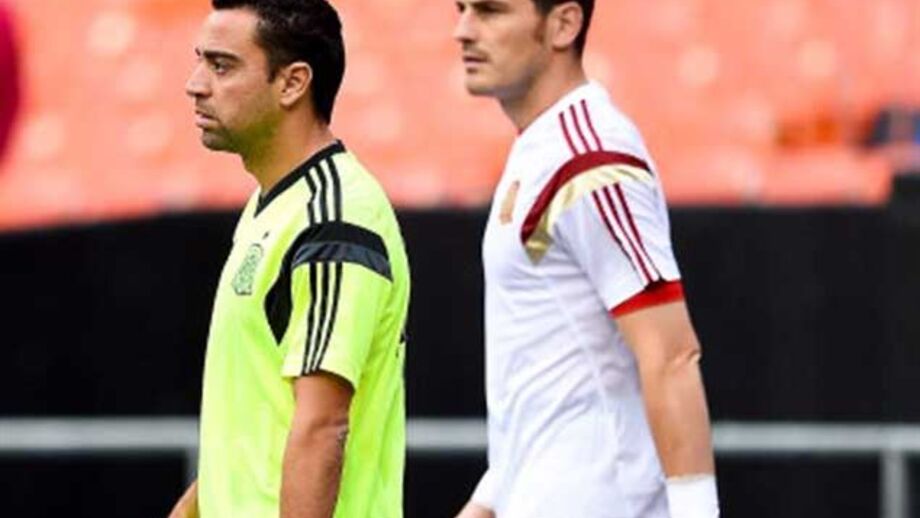 Xavi arrasa Real Madrid e Espanha em defesa de Casillas