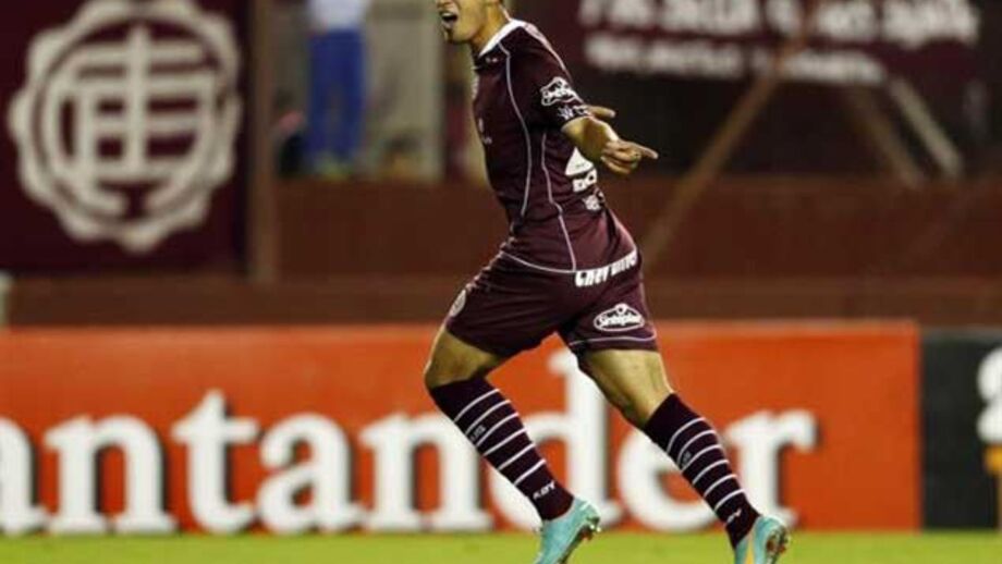 Luis Chebel: «Benfica perguntou por Oscar Benítez»