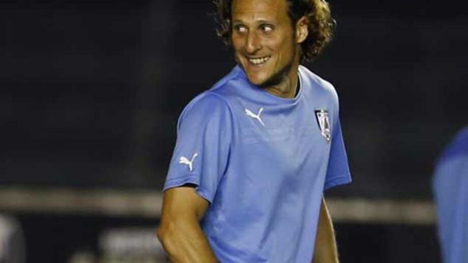 Forlán: «FC Porto foi um passo atrás para Casillas»