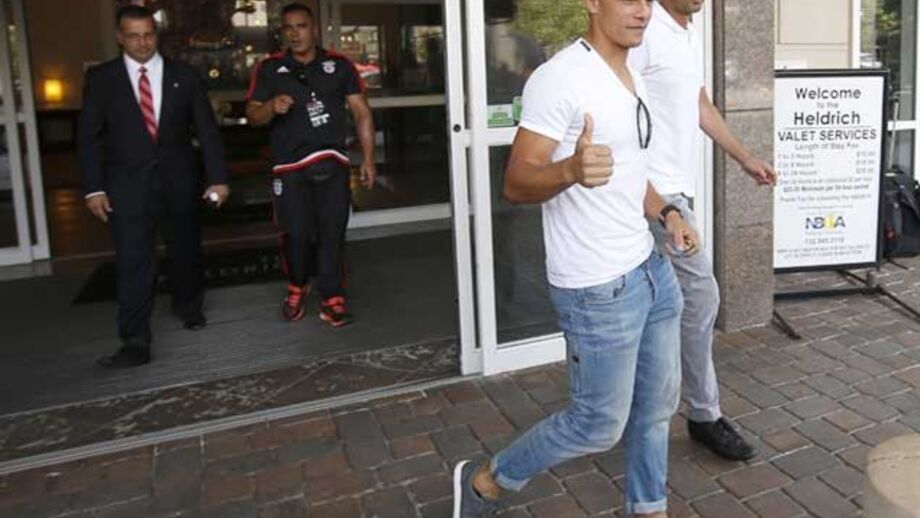 Lima viaja para Lisboa