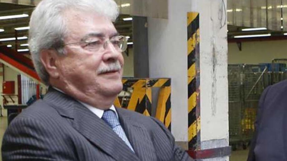 Joaquim Oliveira à margem