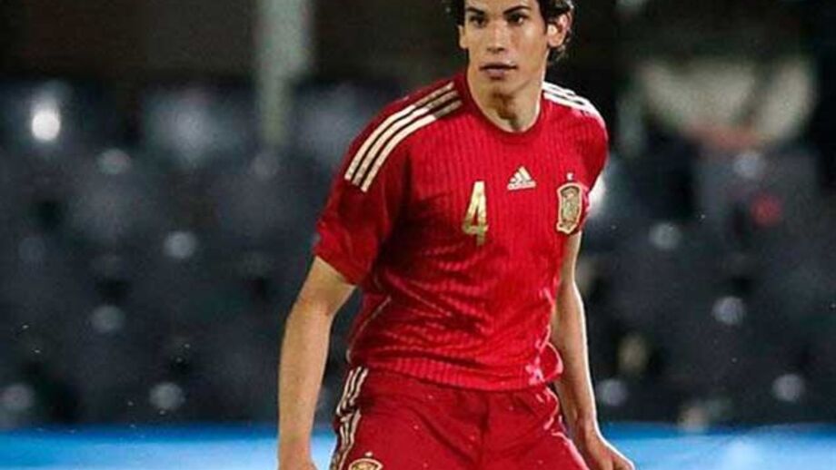 Vallejo assina pelos merengues mas continua em Saragoça