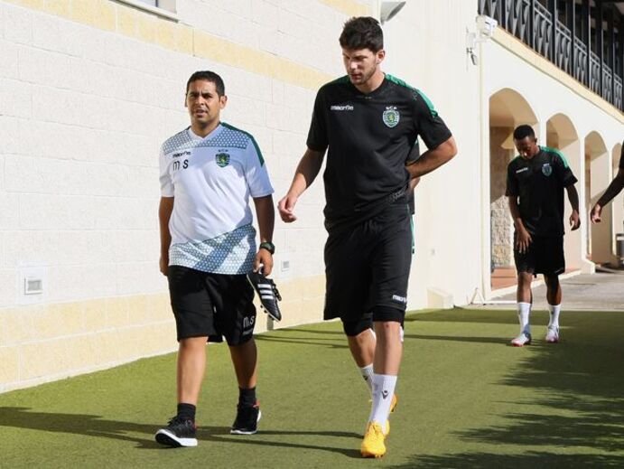 Sub-21 regressam no primeiro dia de João Pereira