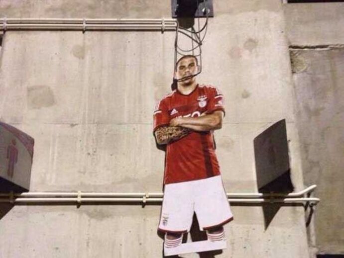 Maxi Pereira... 'enforcado'