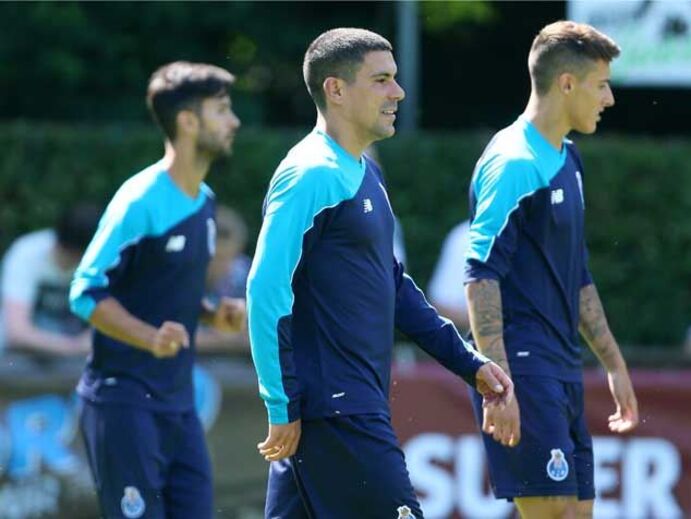 A boa disposição na estreia de Maxi