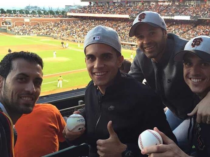 Craques do Barcelona foram ao beisebol
