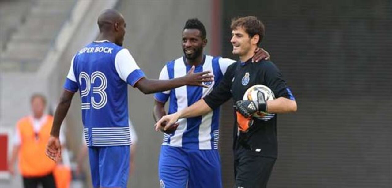 Valencia-FC Porto, 0-0 (4-5 g.p.): Dar passos em frente até bater na trave