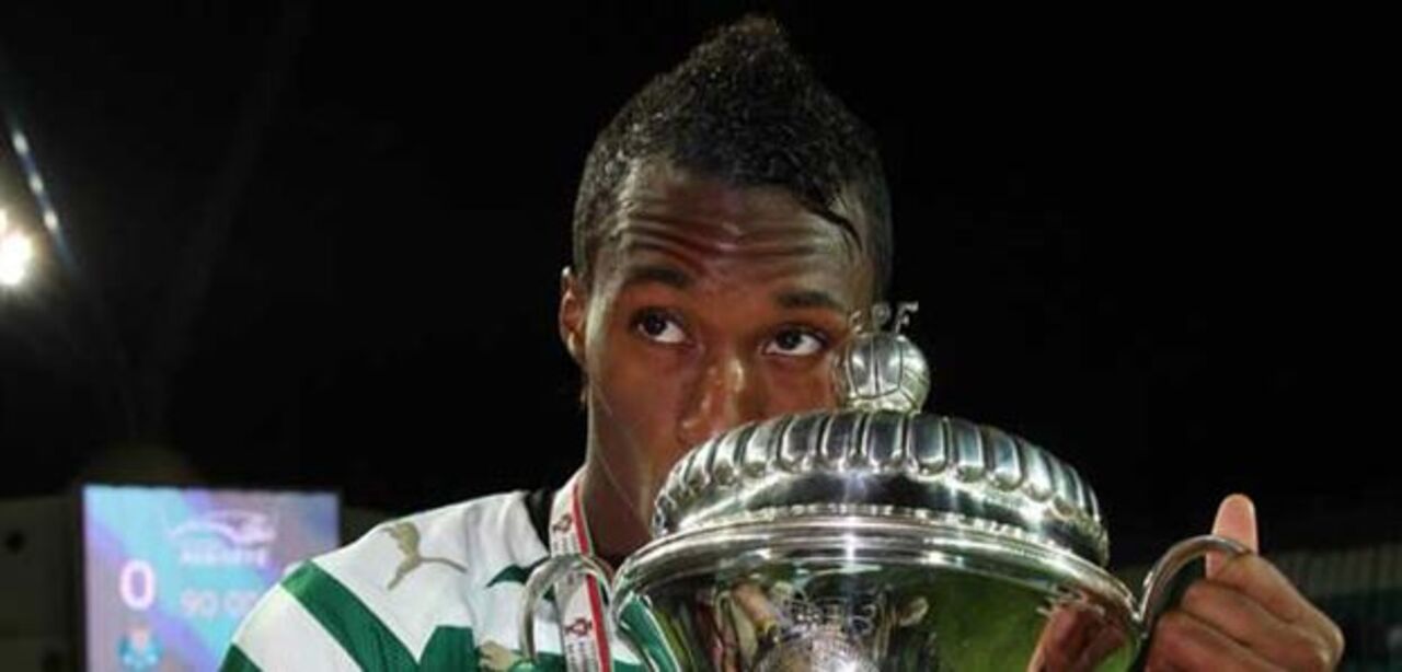 A praia do leão costuma queimar a águia