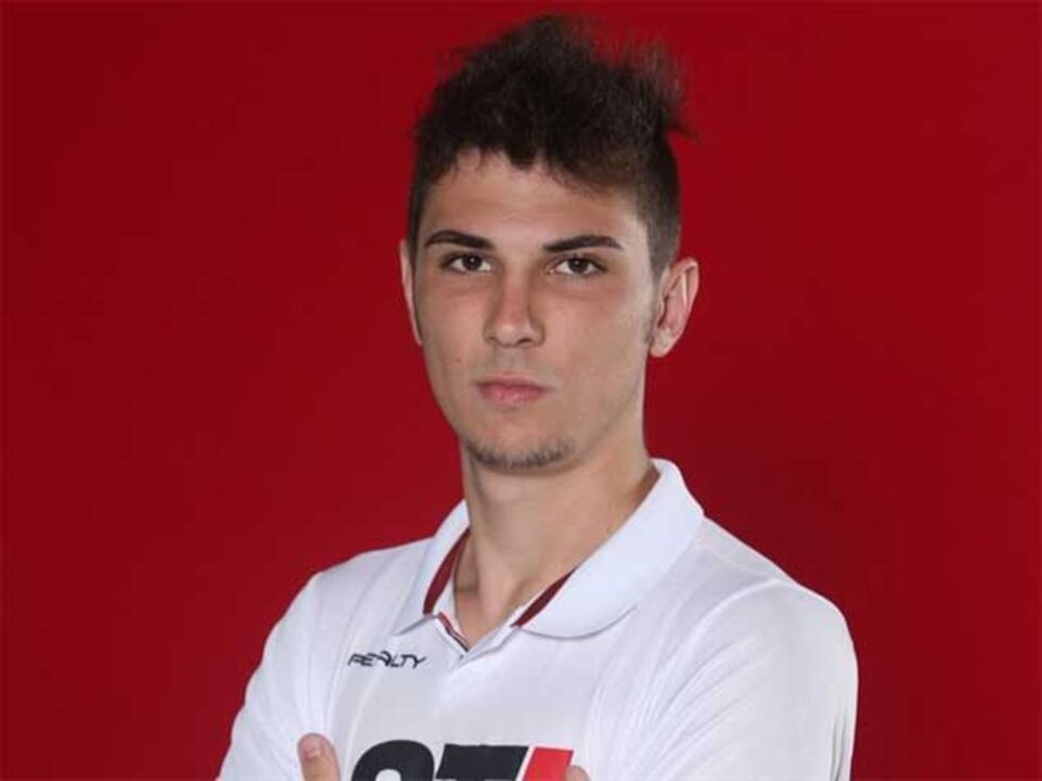 PSG assegura médio que esteve na mira de Benfica e FC Porto