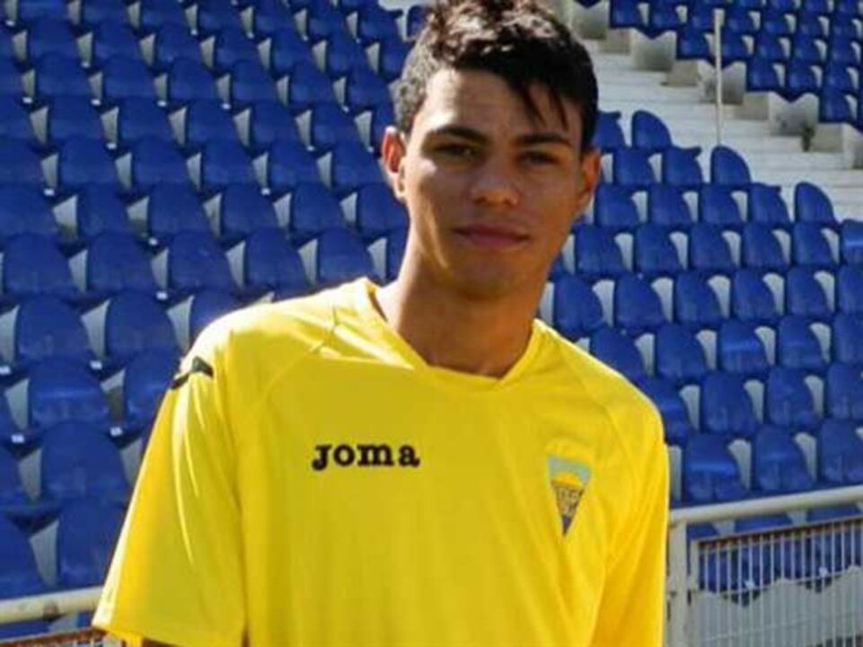 Clube obrigado a devolver Dieguinho ao Estoril 