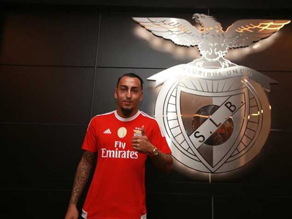 Mitroglou: «É a maior equipa em Portugal»