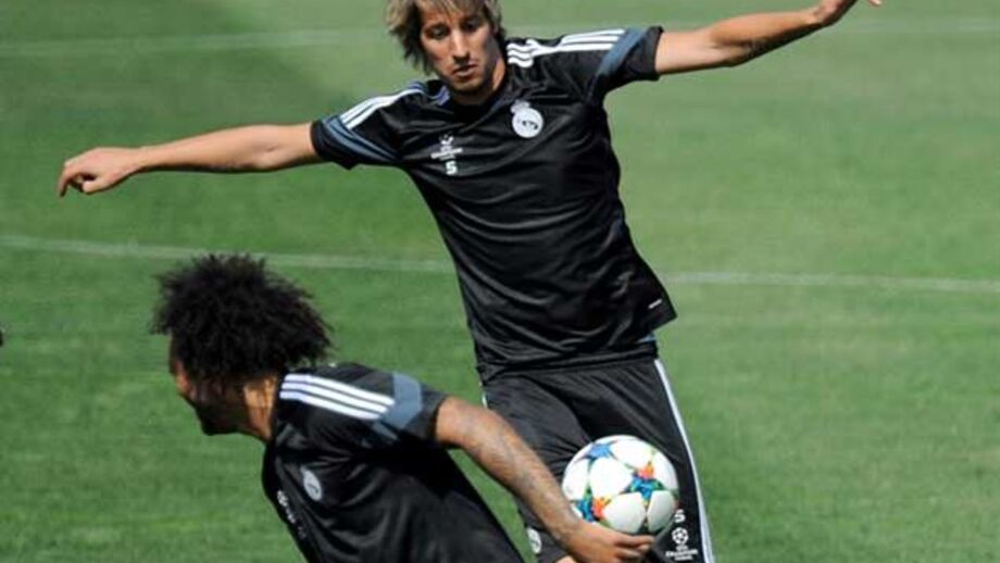 Roma pede empréstimo de Coentrão