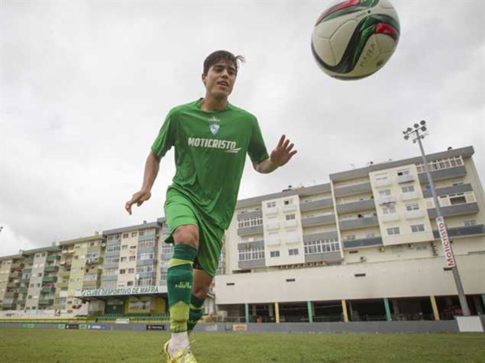 Kaká renasce após superar calvário