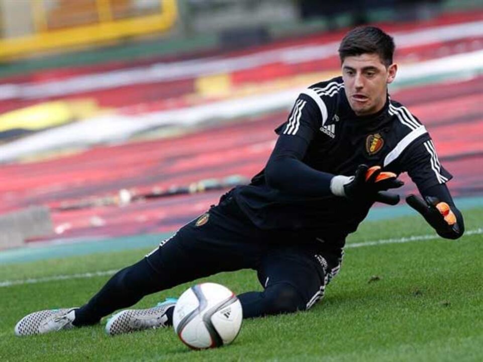 Mourinho confirma lesão grave de Thibaut Courtois
