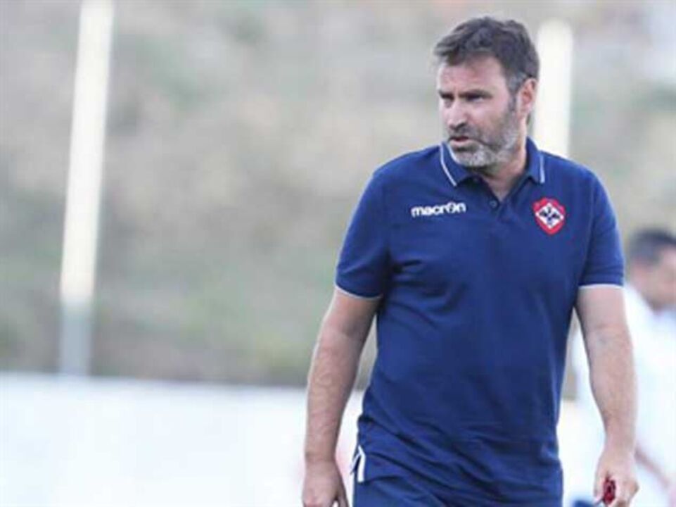 Penafiel-Oliveirense, 2-2: Equipa de Artur Marques fez o 1.º ponto