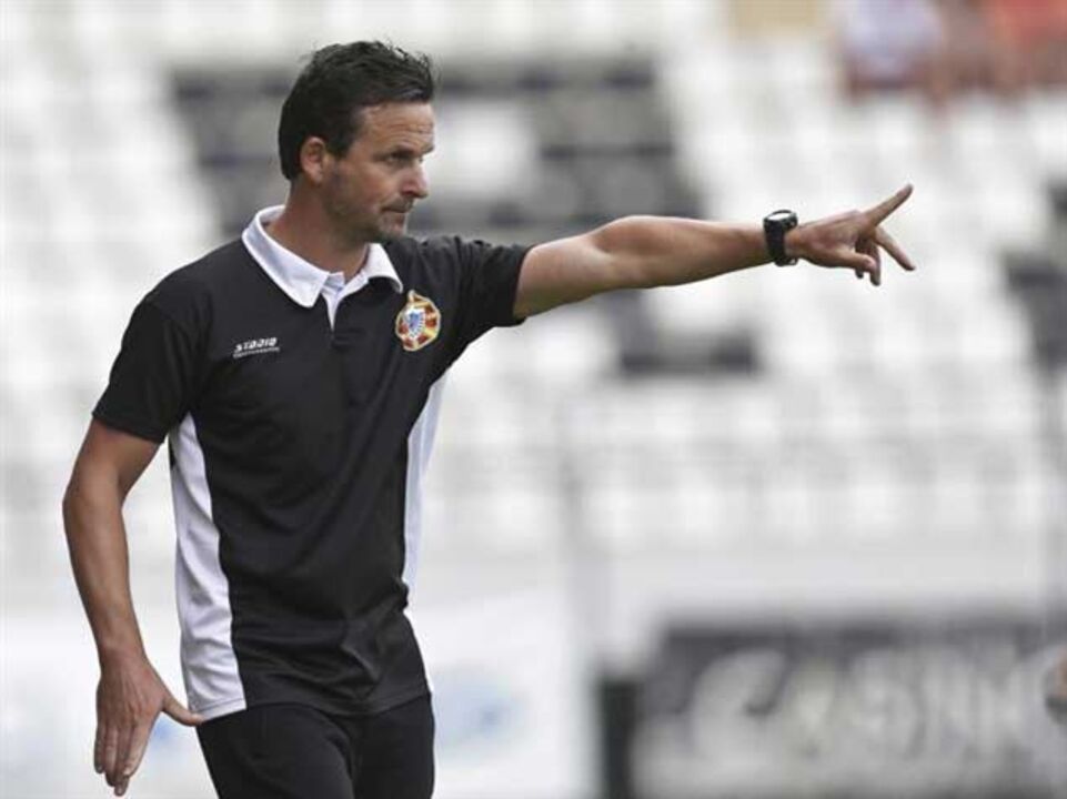 Mexidas na equipa de Quim Berto