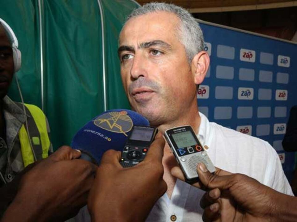 João Paulo Costa tenta aproximar-se do título