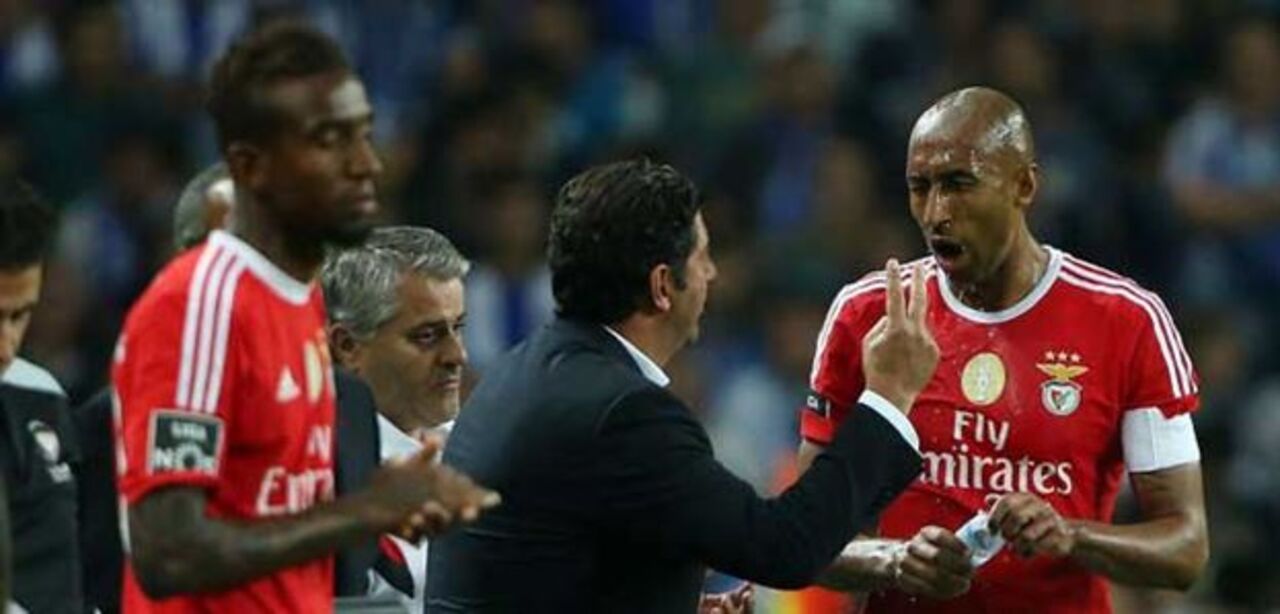 Passada de campeão vai fraquejando