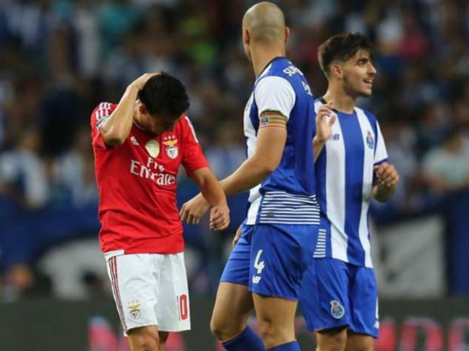 Aumenta desvantagem frente aos dragões