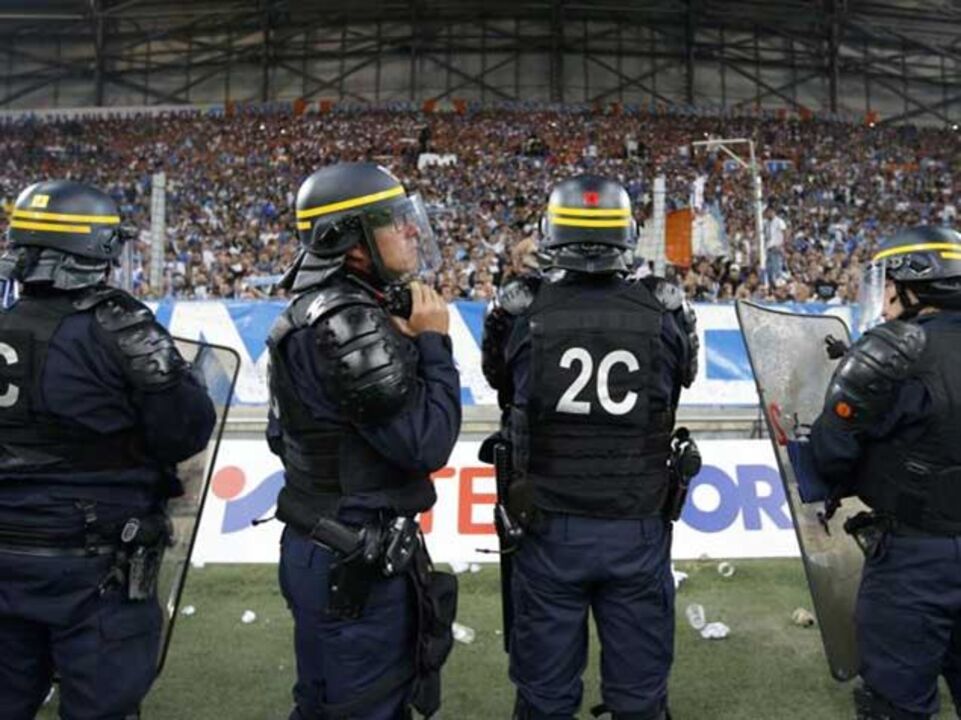 Ministro do Desporto considera incidentes "inaceitáveis"