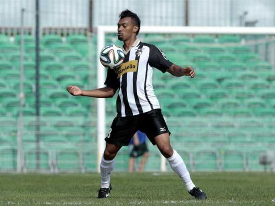 Penafiel-Portimonense, 1-2: Fabrício evitou percalço