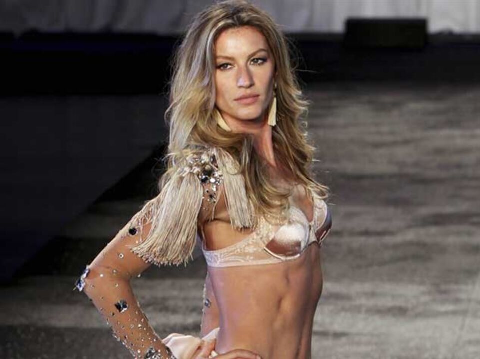 Gisele comemora 20 anos de carreira