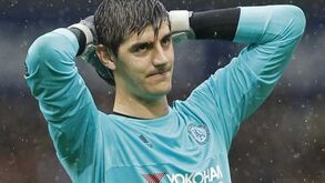 Courtois lesiona-se com gravidade e pode parar até quatro meses