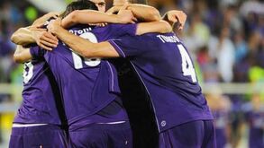 Fiorentina segura vitória a jogar com dez