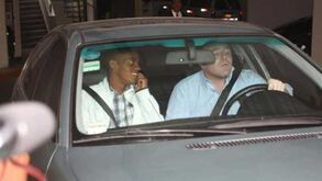 Agente de Carrillo pede respeito