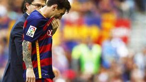 Messi vai parar dois meses