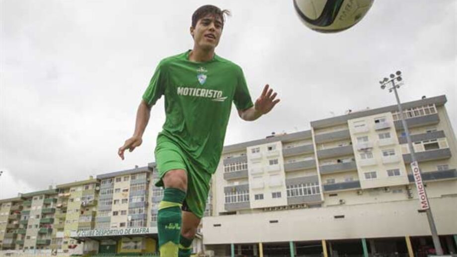 Kaká renasce após superar calvário