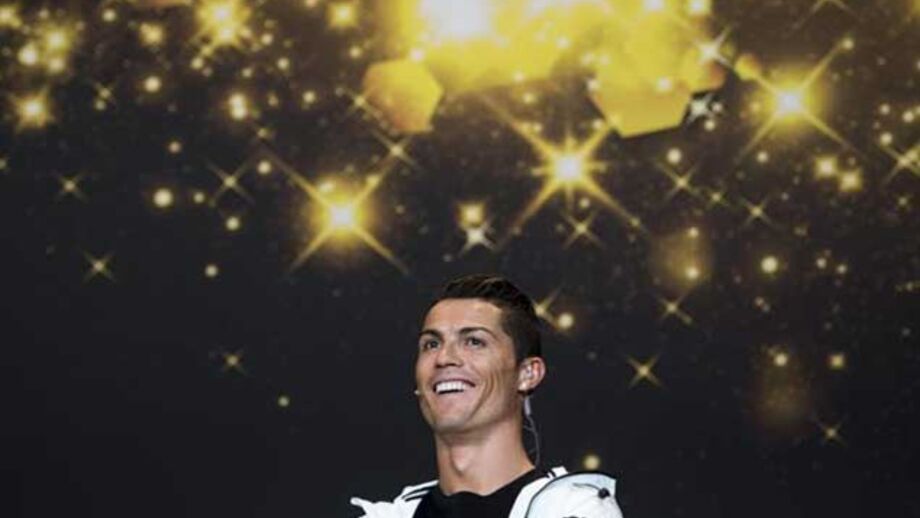 Ronaldo fatura mais de 200 mil euros por cada tweet publicitário