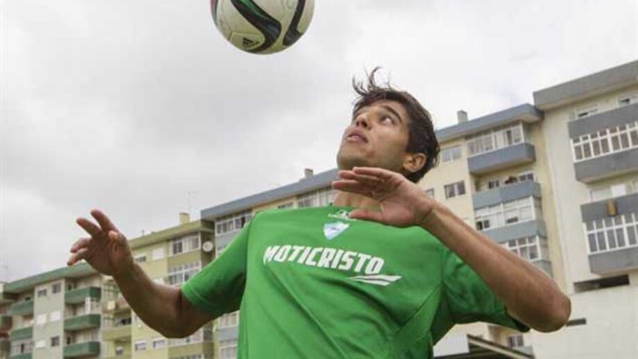 Kaká prolonga vínculo com mafrenses até 2018