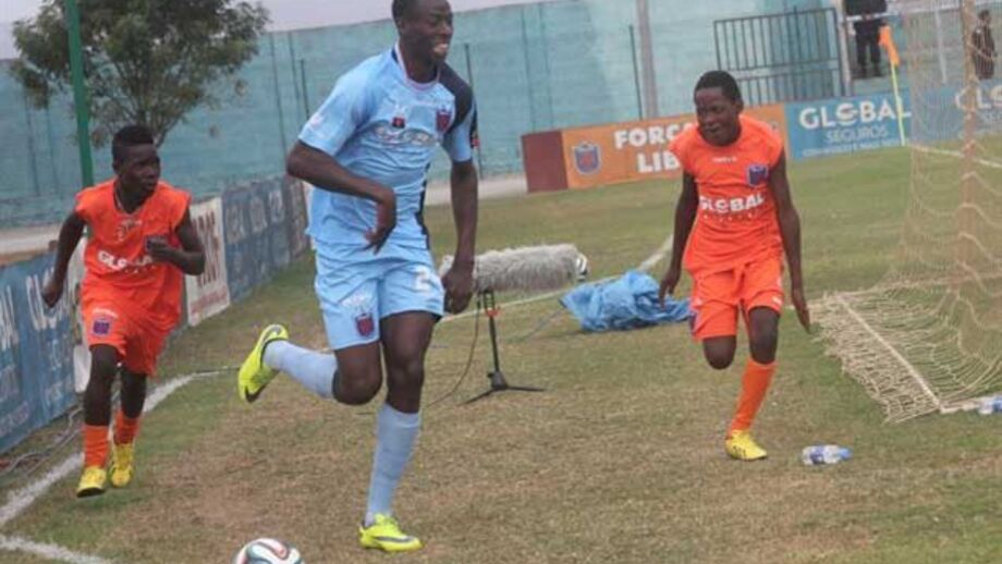 Recreativo do Libolo intermitente