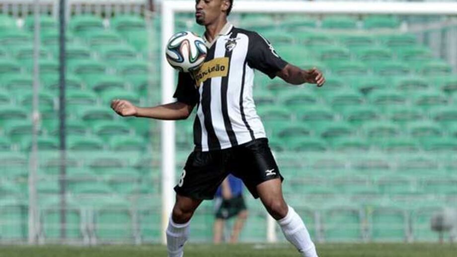Penafiel-Portimonense, 1-2: Fabrício evitou percalço