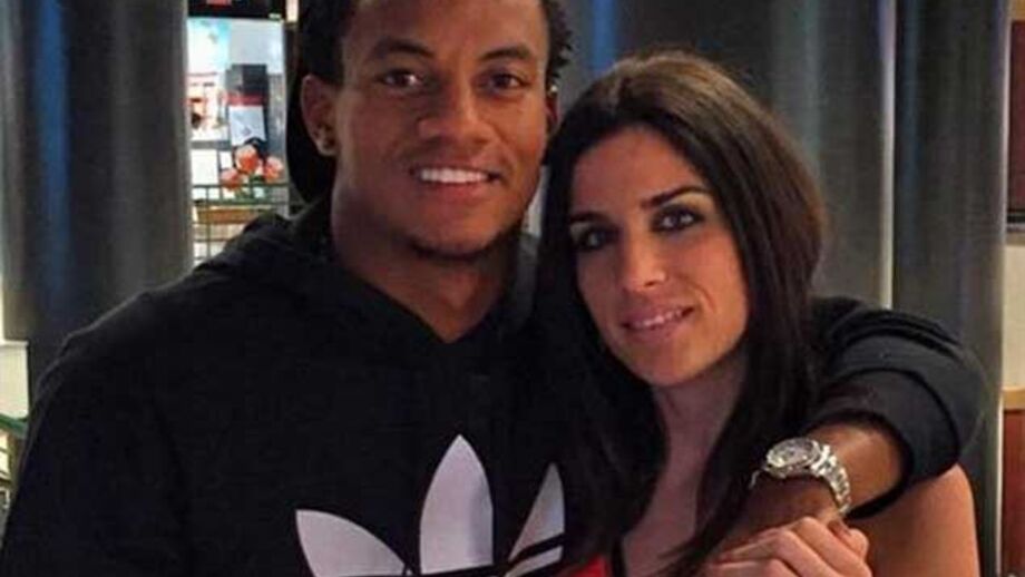 Namorada de Carrillo "pressiona" pelo Valencia