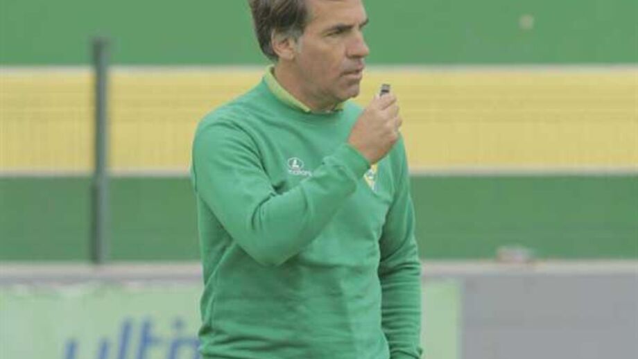Jorge Neves: «O plantel é curto para todas as frentes»