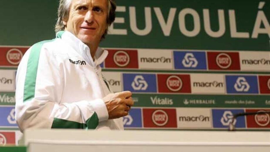 Jesus confirma mudanças frente ao Besiktas