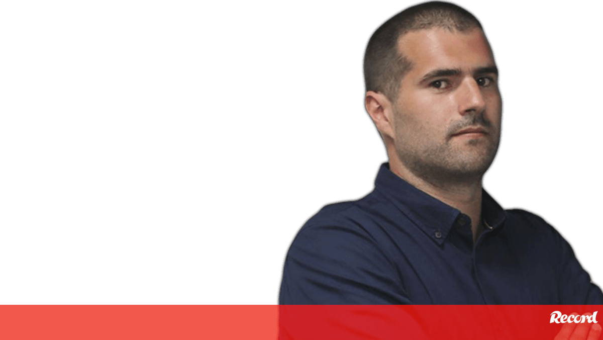 Interrogatório do Sporting-FC Porto: mais equipa, mais risco e os pontos à medida