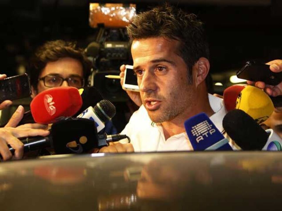 250 mil euros de indemnização e acordo anti-rivais até junho de 2017