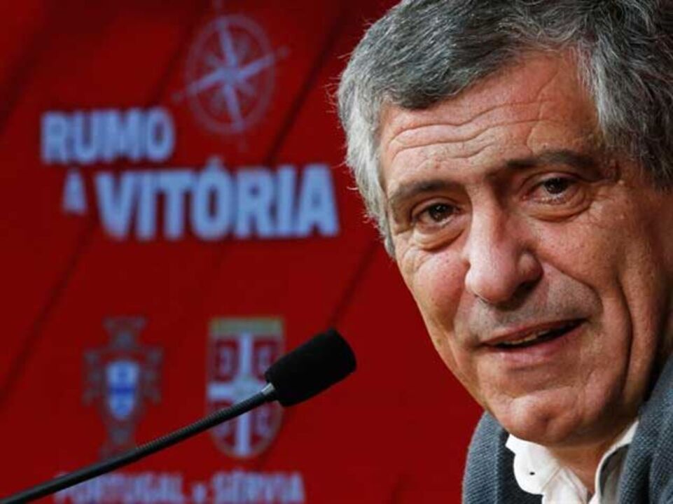 Fernando Santos: «Nélson Semedo pode responder ao que eu quero»