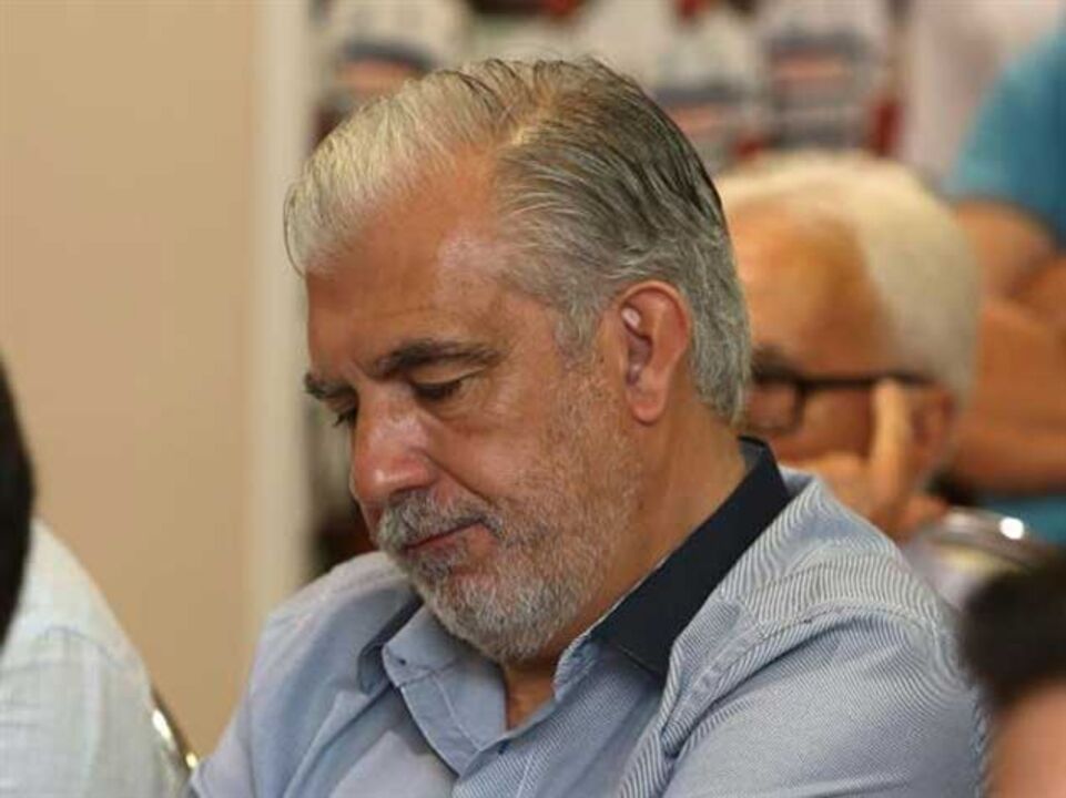 Presidente acusa polícia de dar bastonadas a jogador