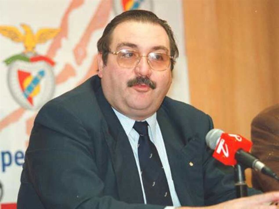 José Manuel Antunes: «Benfica deve apresentar queixa-crime»