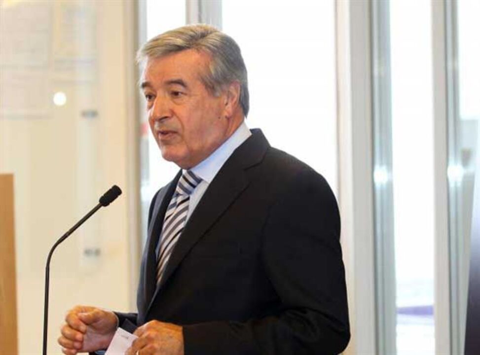 Venda de jogadores garante lucro de quase 20milhões em 2014/15