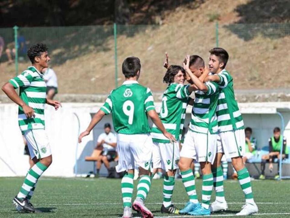 Sporting regressa às vitórias com goleada ao CAC Pontinha