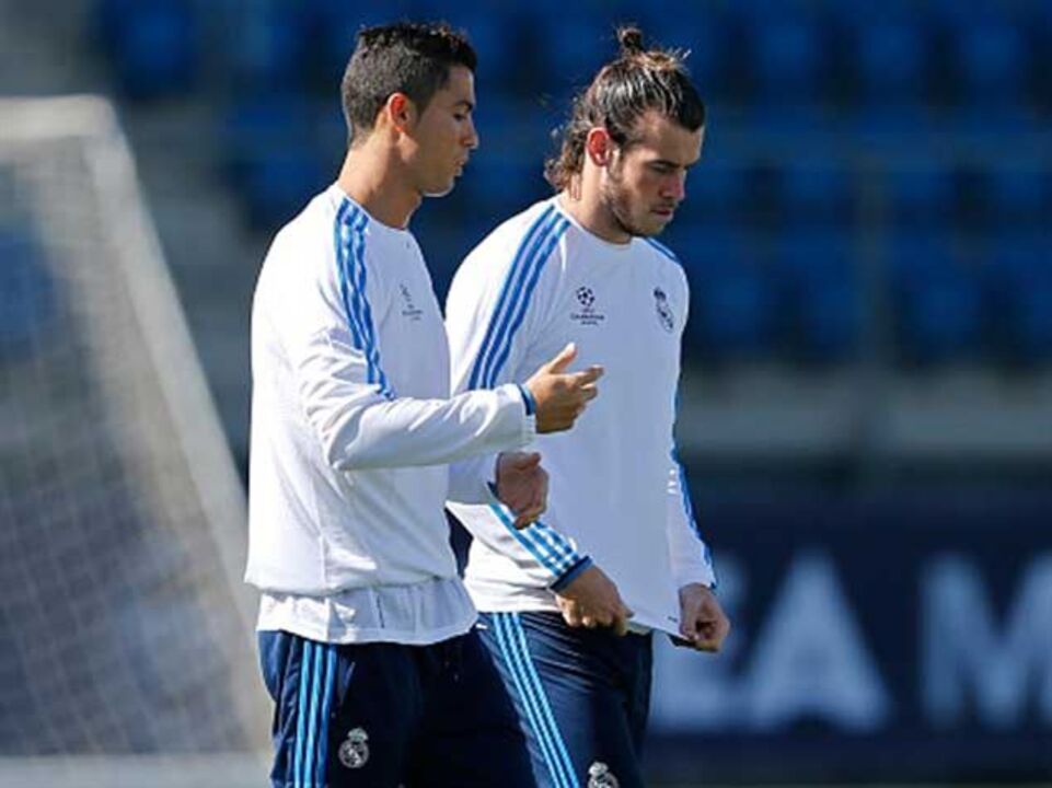 Jonathan Barnett: «Bale não quer ser o melhor a vender roupa interior»