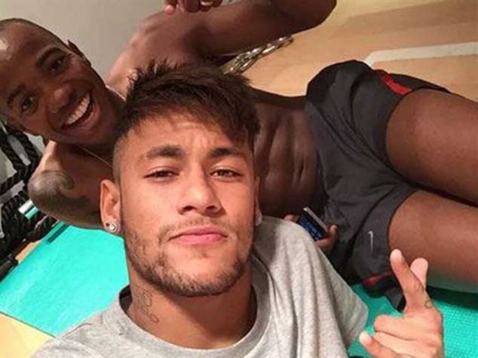 Neymar: «Victor Andrade tem qualidade para a seleção»