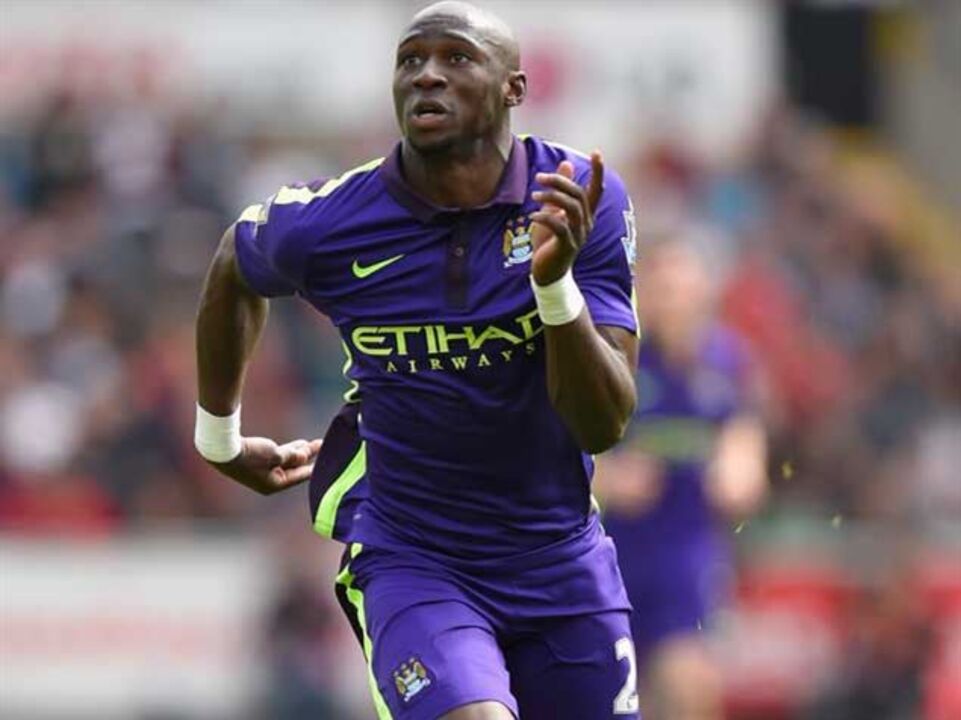 FIFA "está a analisar" transferência de Mangala